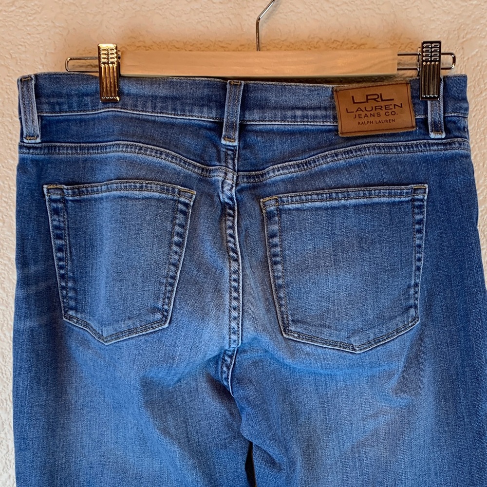 Ralph Lauren Women's classic straight jean sz 8 medium wash midrise work *flaw - Picture 5 of 8